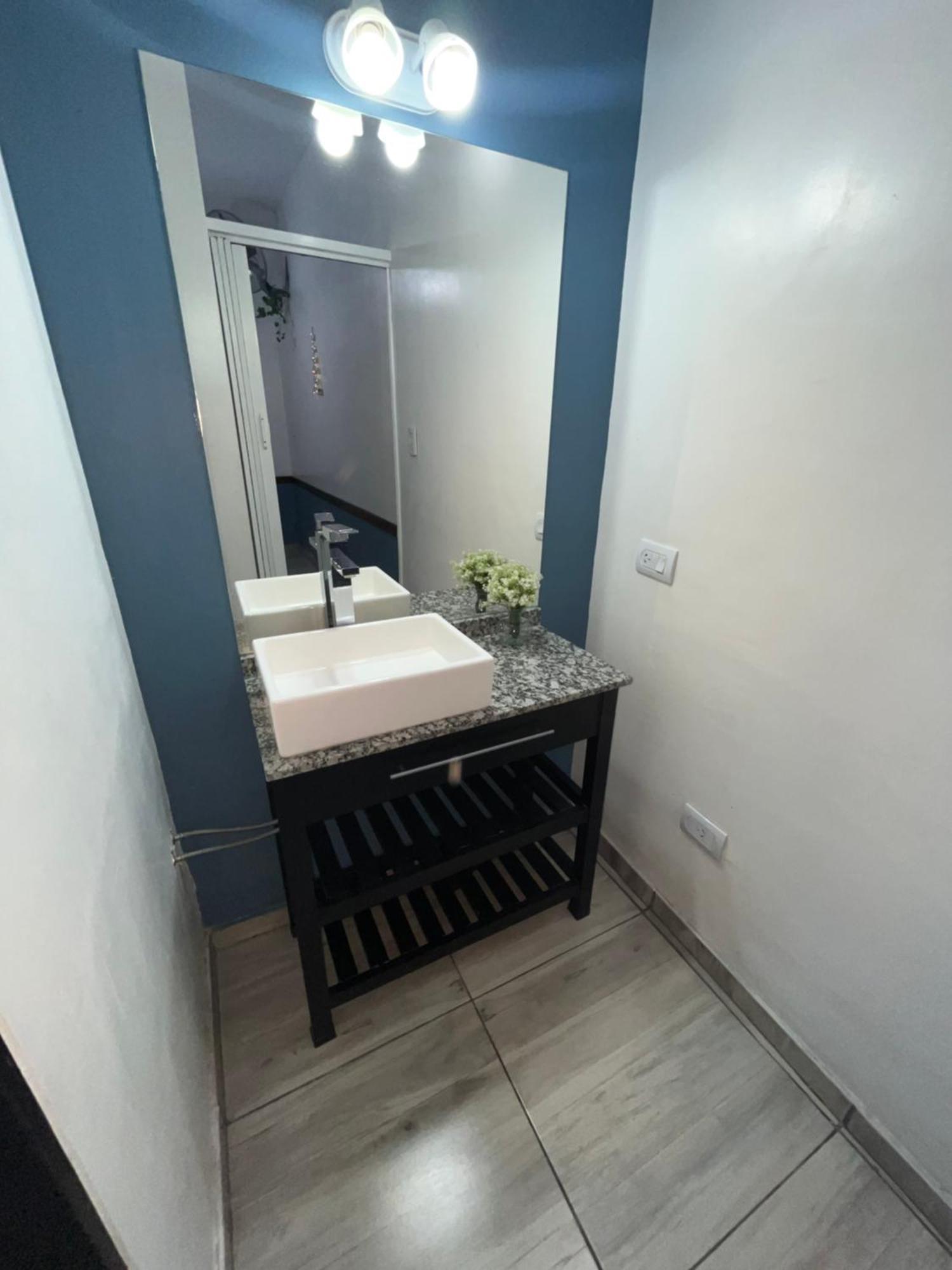 Departamento Espana A 3 Cuadras Plaza Independencia 멘도사 외부 사진